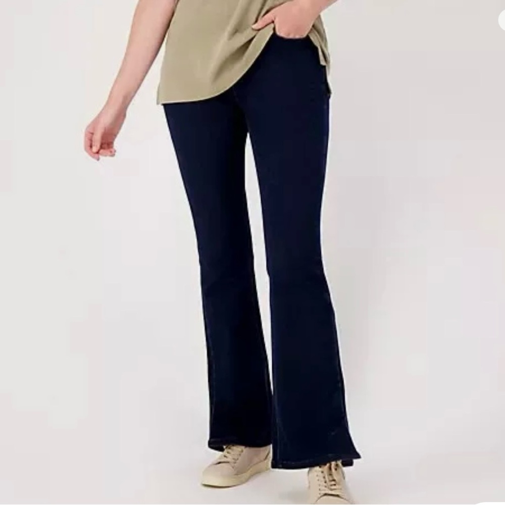 Isaac Mizrahi Women's Boot Cut Jeans - Navy